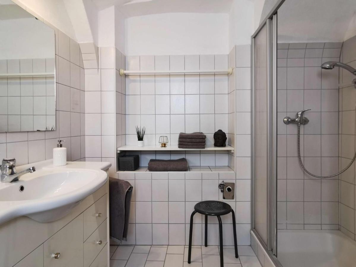 Ferienwohnung Himmelberg 80M2 In Der Altstadt Und Toll Fuer Familien 克拉根福 外观 照片